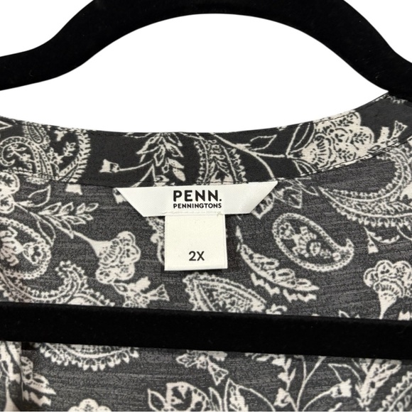 NWOT, Penningtons, Plus Size 2X Blouse With Split Mandarin Collar, Gray - Picture 7 of 11